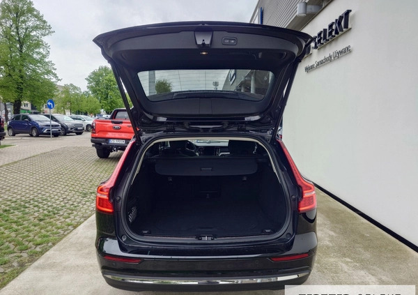 Volvo V60 cena 259900 przebieg: 6434, rok produkcji 2022 z Ryki małe 781